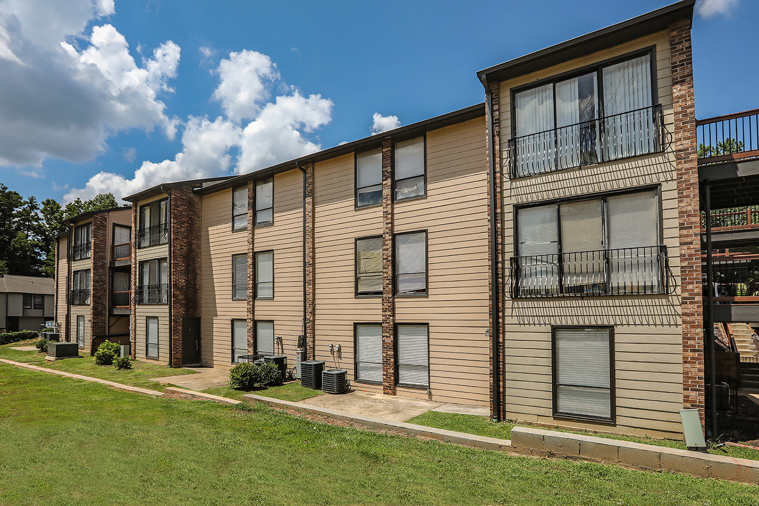 Greenwood at Marketplace The Multifamily Advisory Group at Cushman